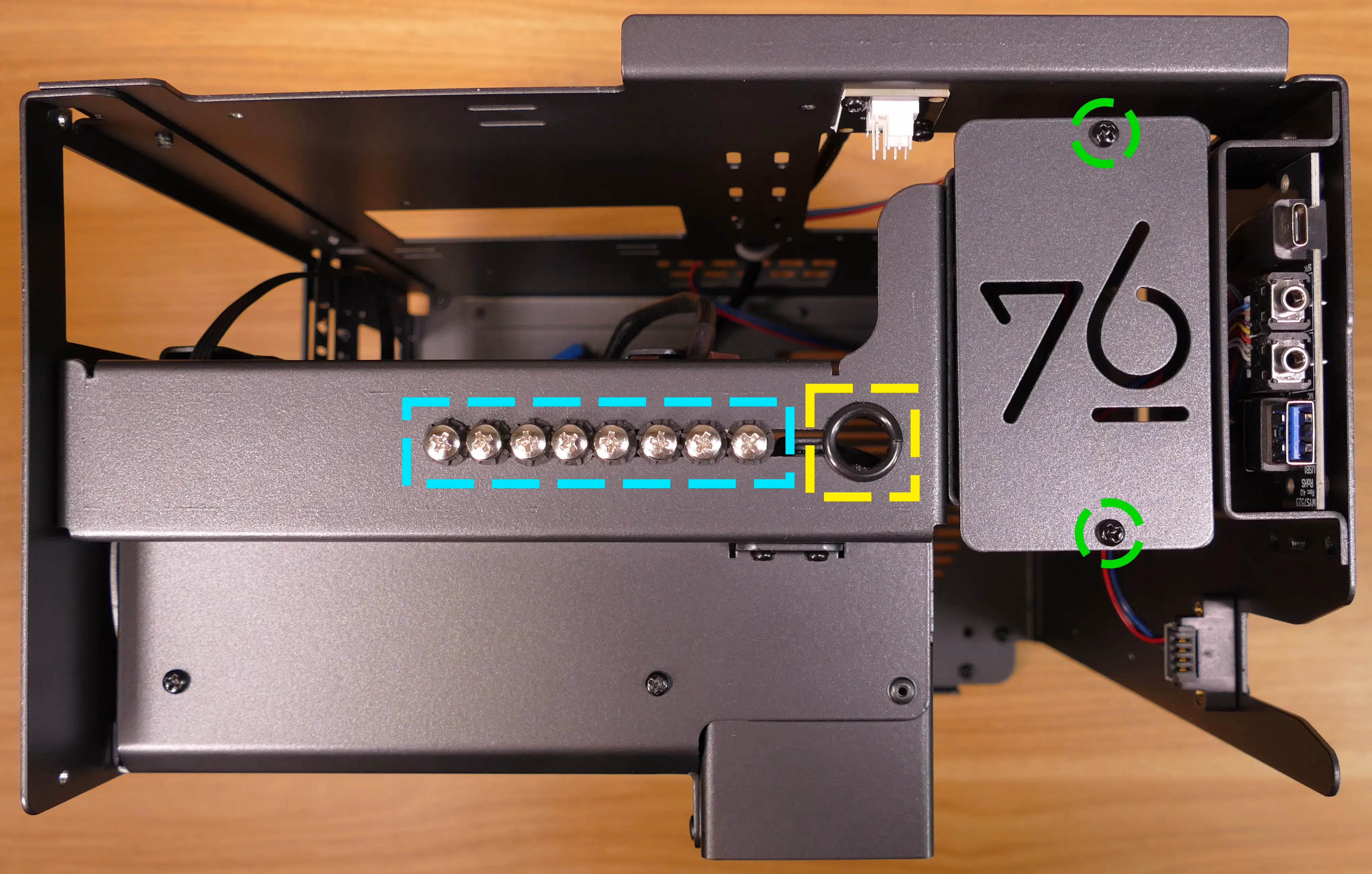 2.5” SATA drive cage & screws