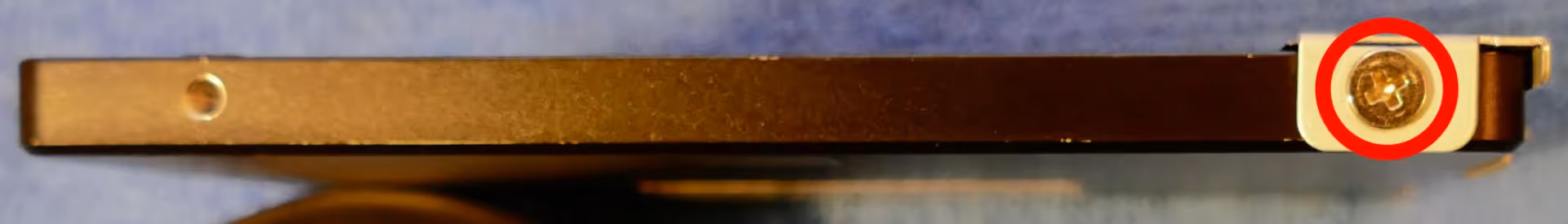 2.5” drive side screw