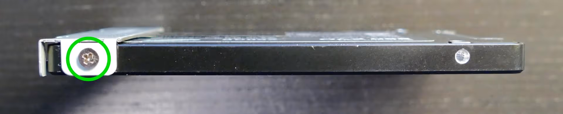 2.5” drive side screw