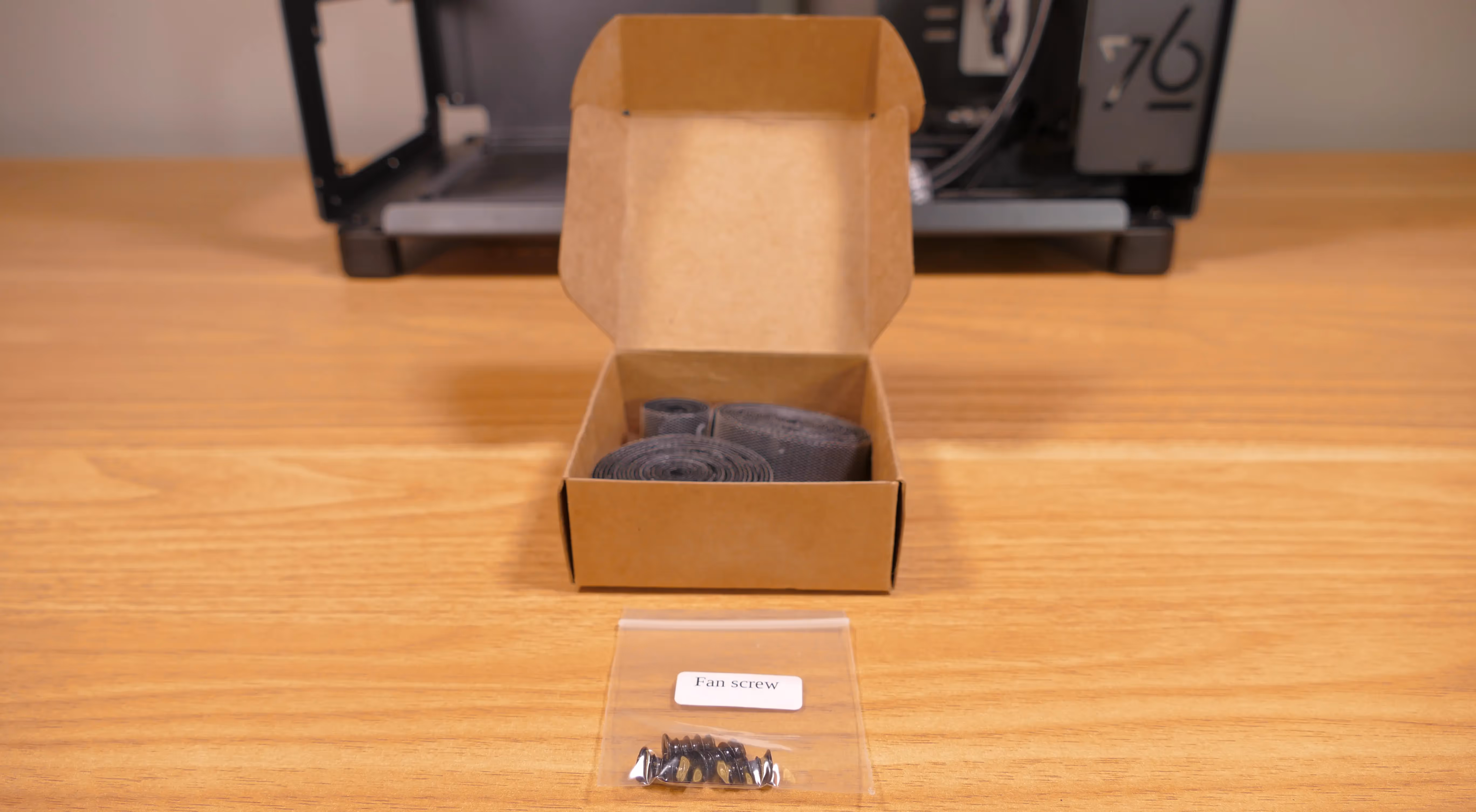 Fan screws