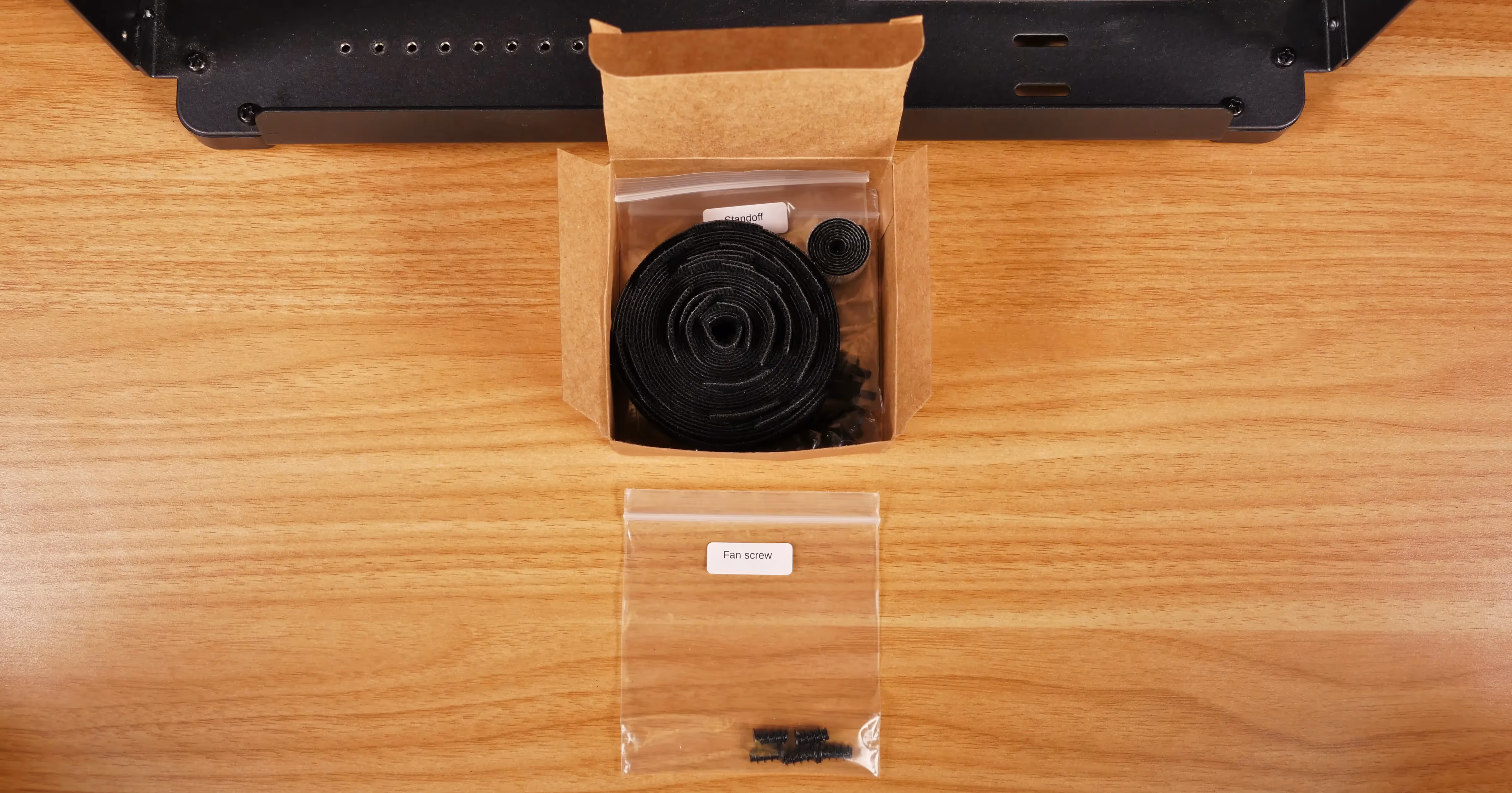 Fan screws