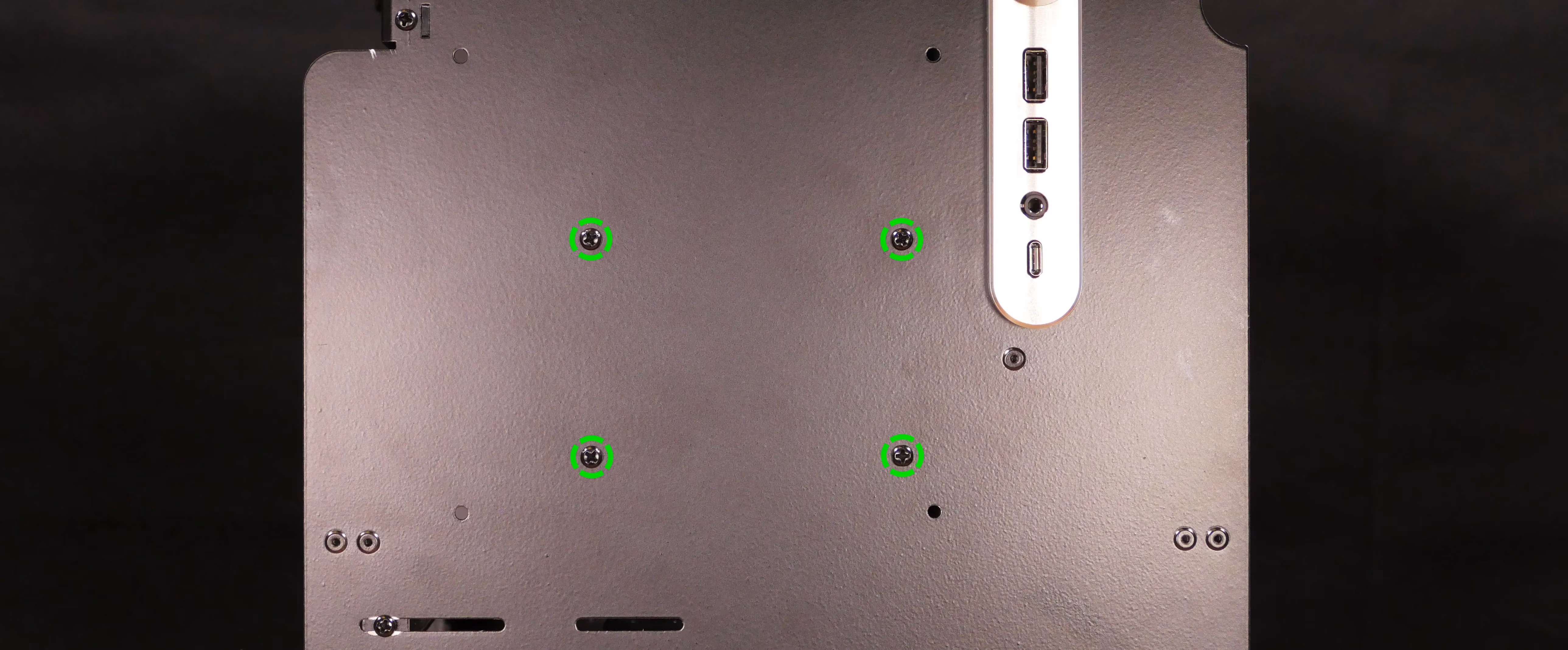 2.5” drive cage screws
