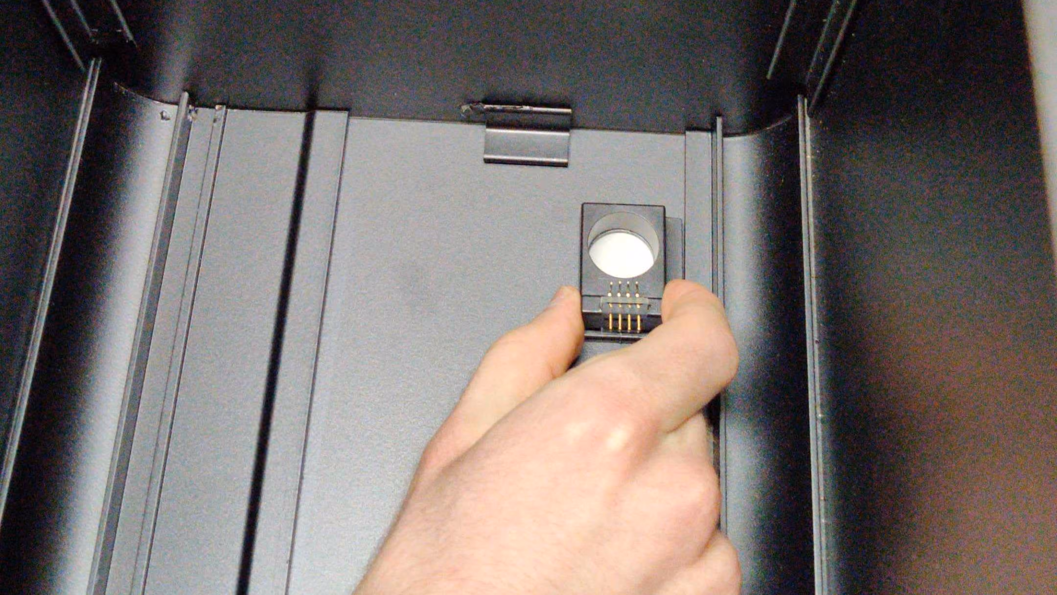 Aligning the internal bracket