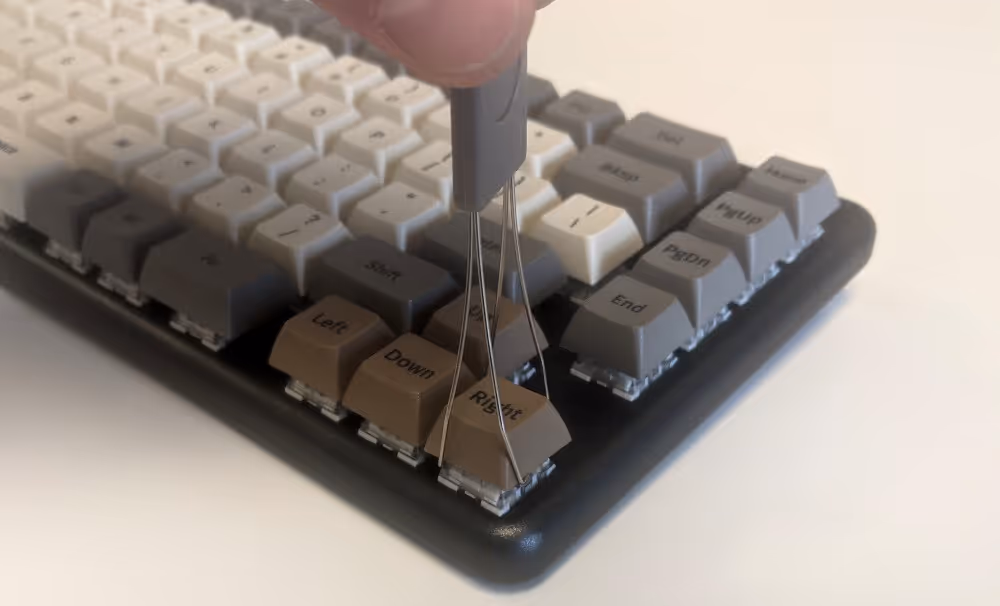 Pulling a keycap