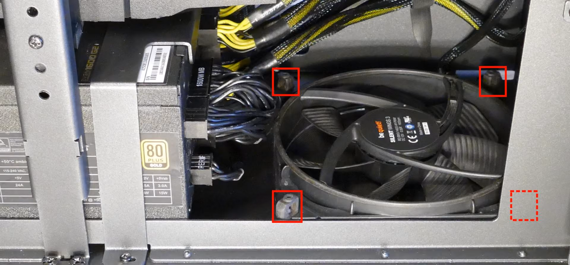 Case fan rubber mounts