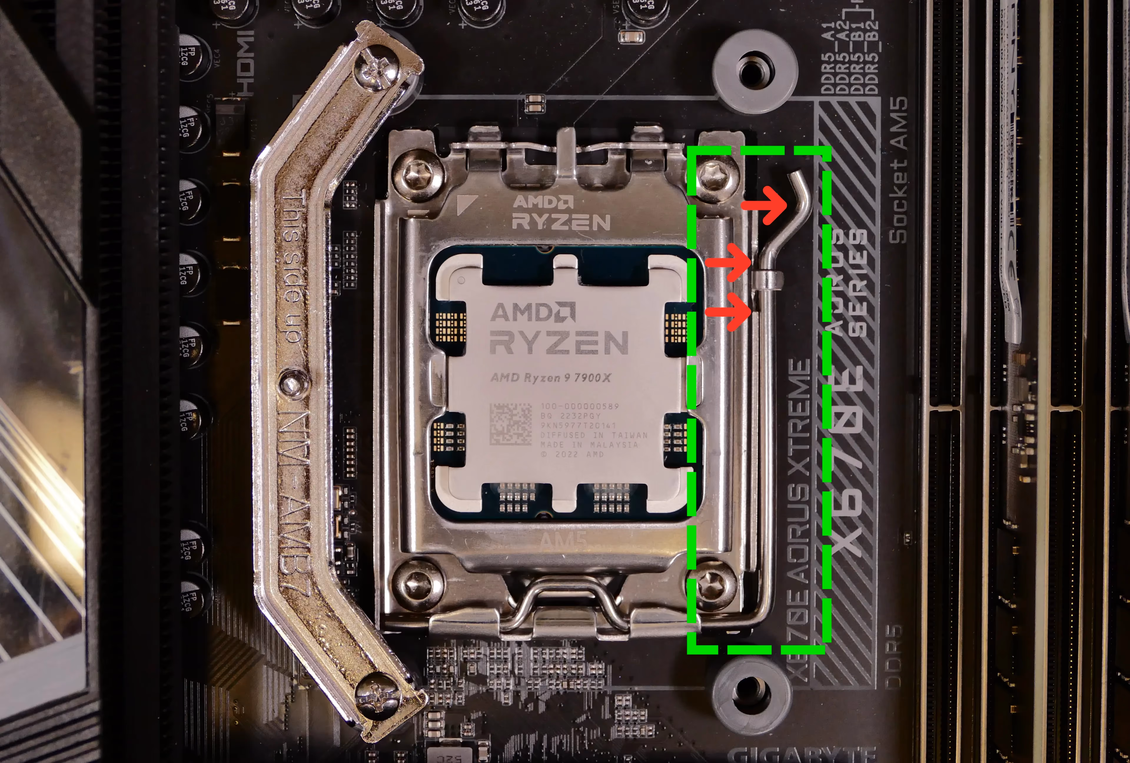 CPU locking pin