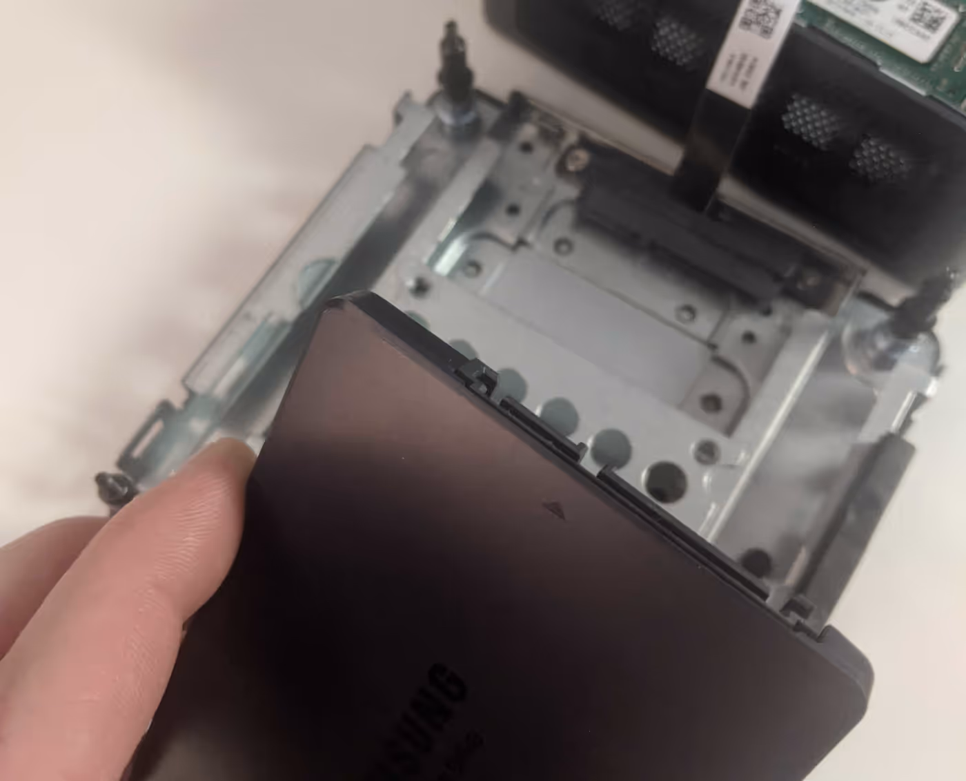 2.5” drive connector