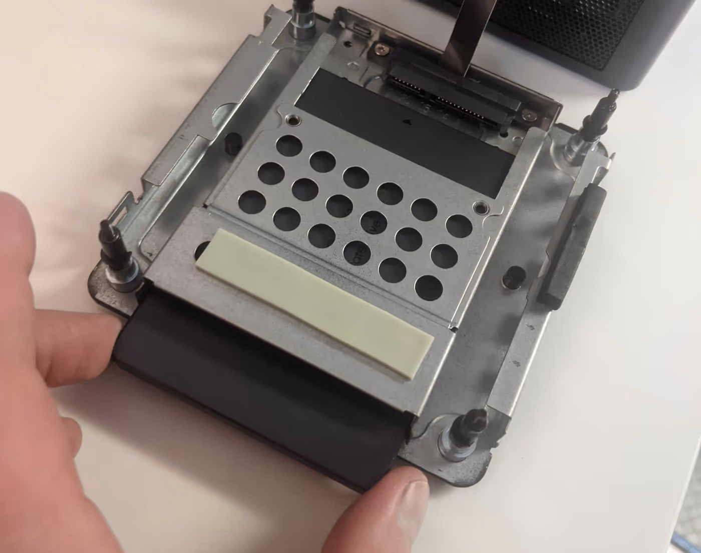 2.5” drive installation