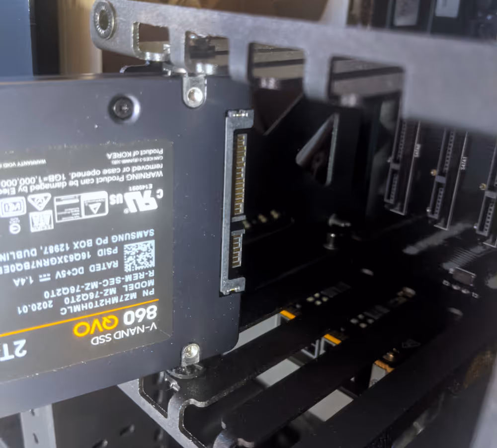 2.5” drive installation
