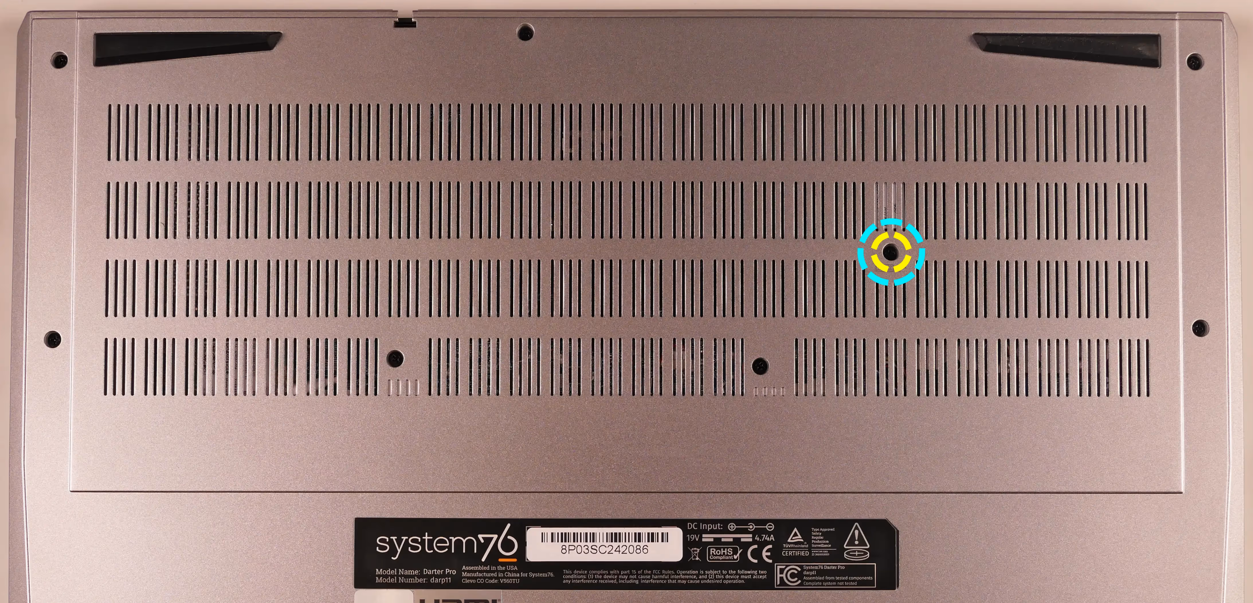Keyboard screws (16”)