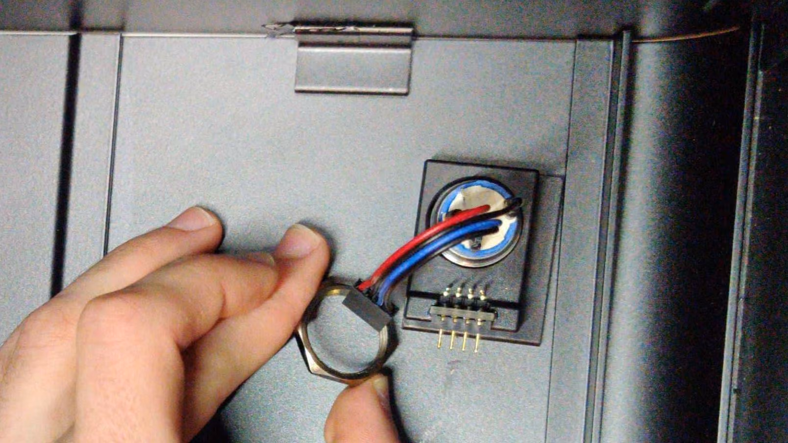 Removing the nut