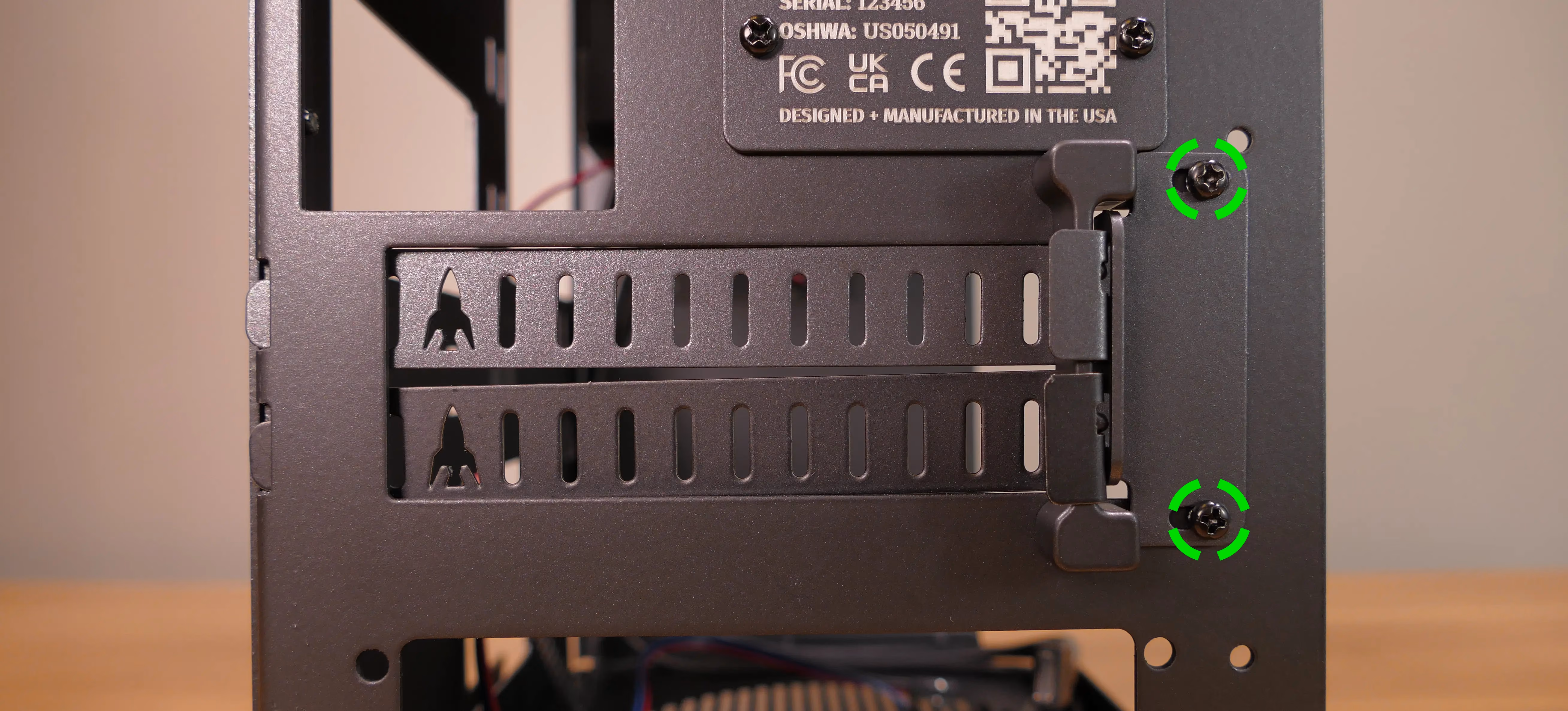 PCIe Bracket