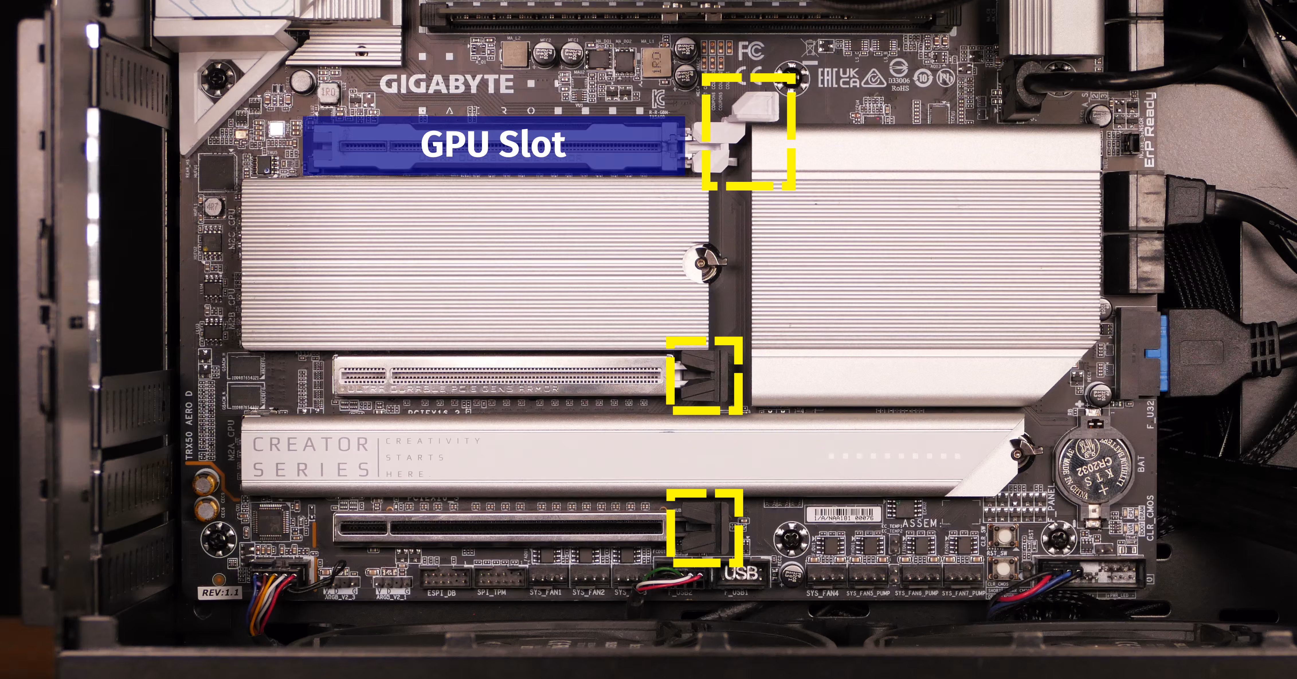 PCIe slots & latches
