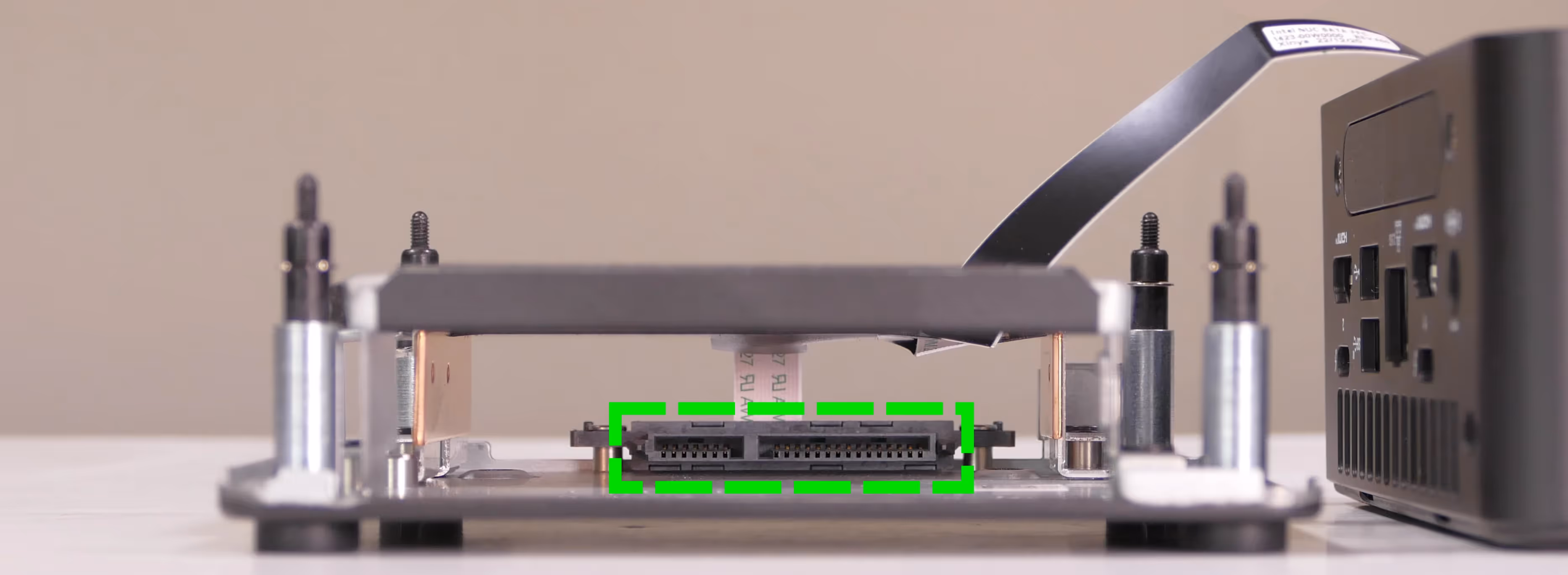 2.5” drive port
