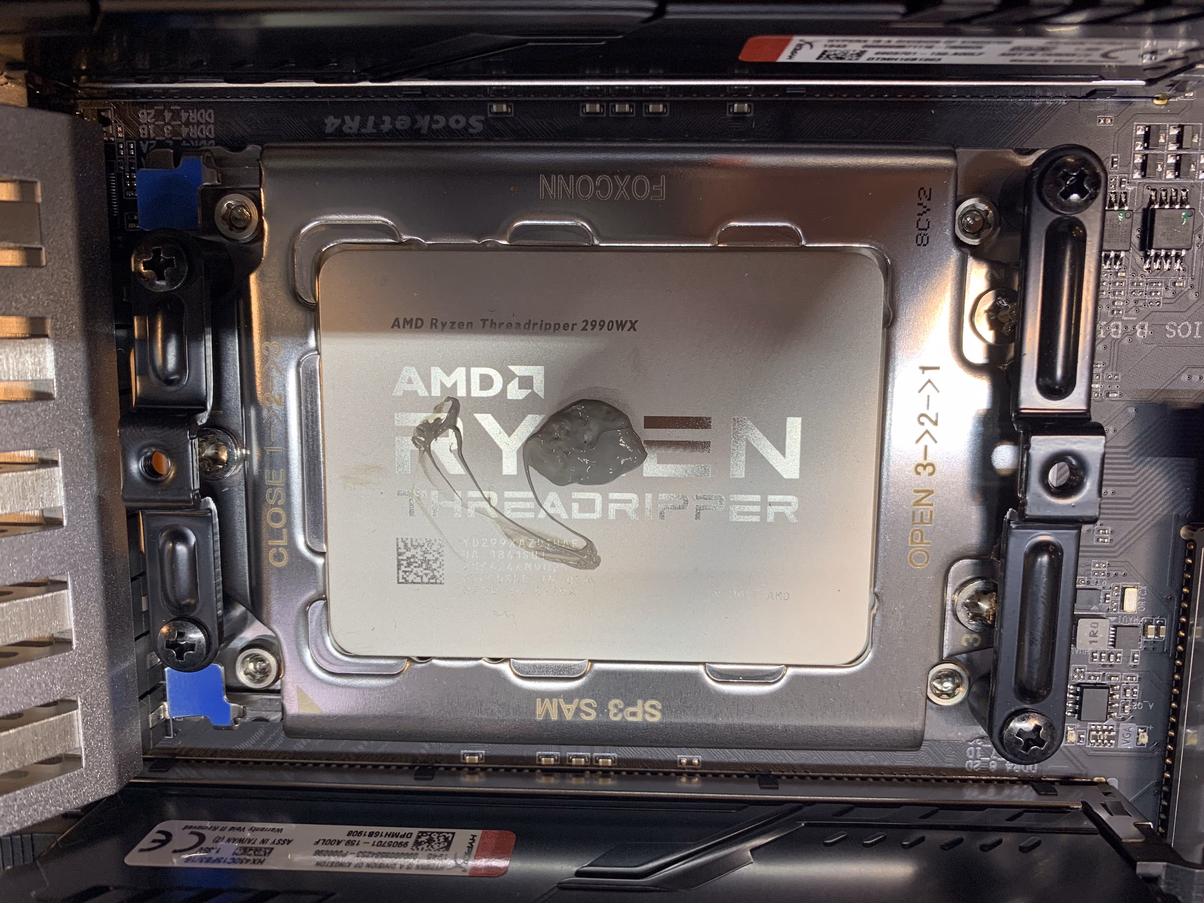 Reapplied thermal paste on the core