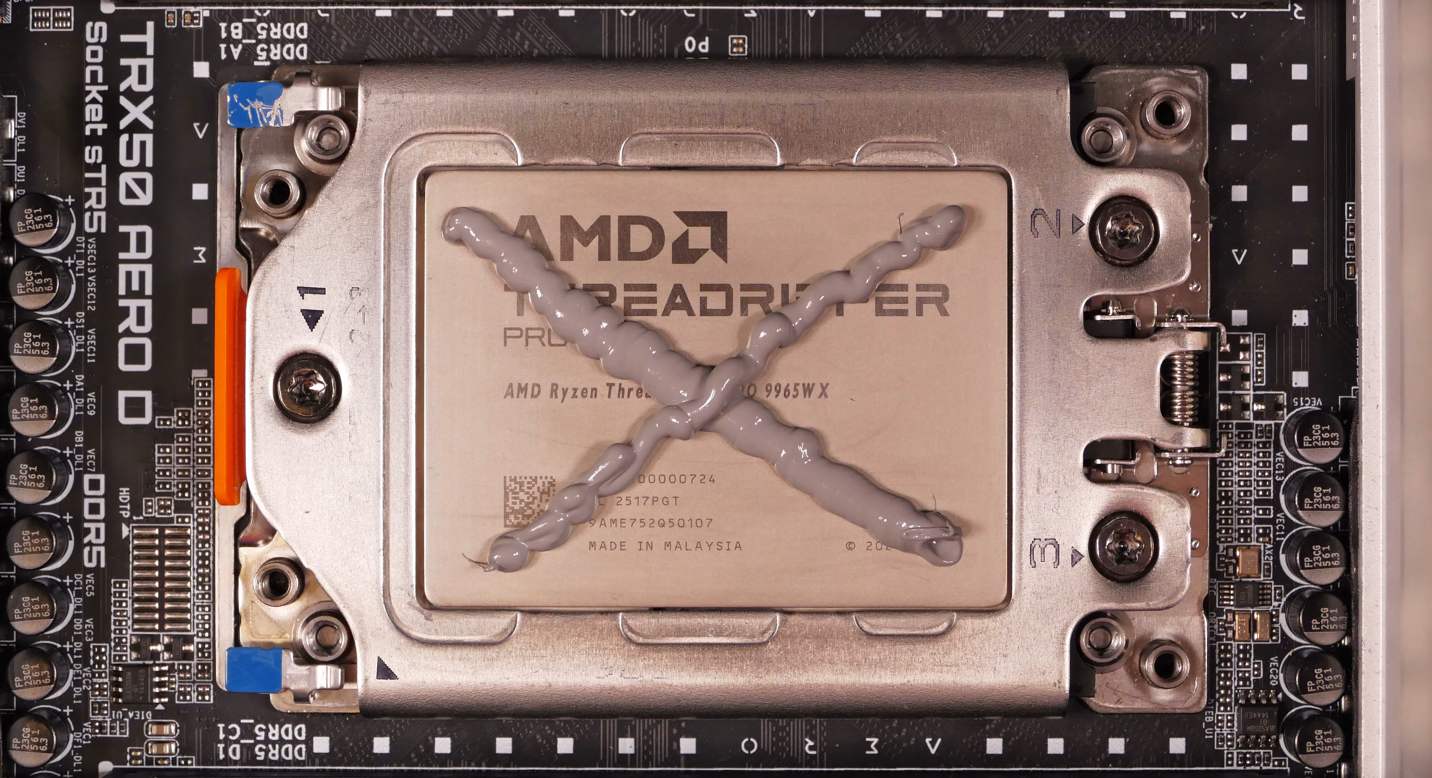 Thermal paste application