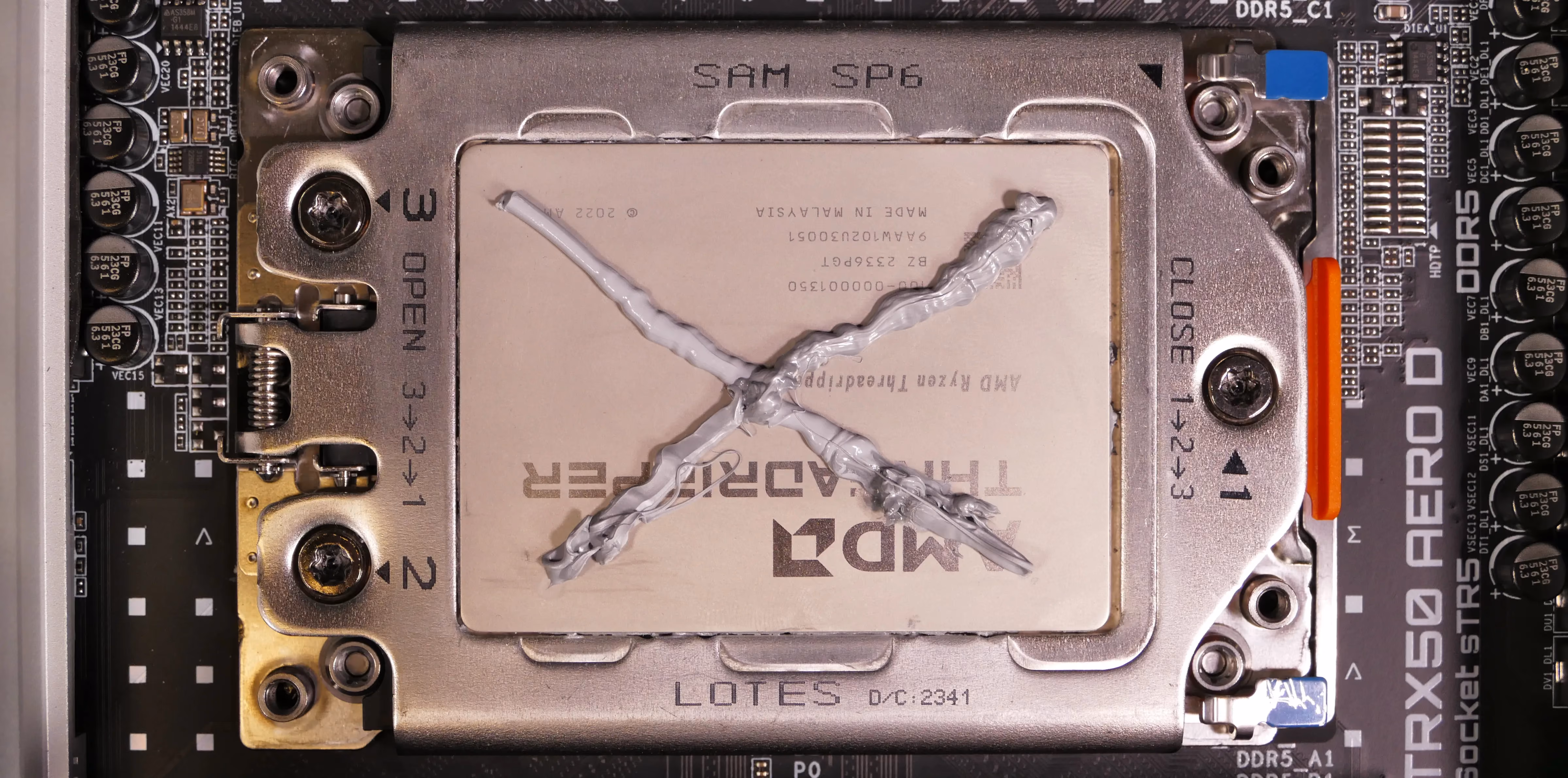 Thermal paste application